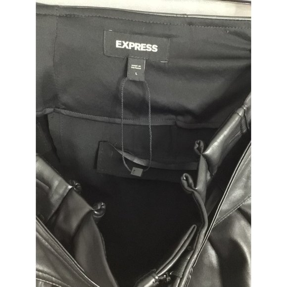 Express Faux Leather Belted Mini Skirt Size Large Black - Picture 8 of 8